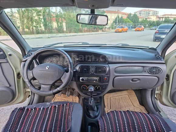 2000 MODEL MEGANE 1.6 RTA HATASIZ BAKIMLI MASRAFSIZ!!!