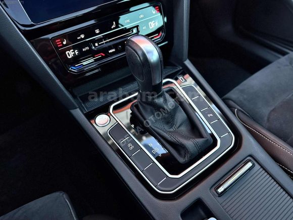 DEHA'DA 2020 VOLKSWAGEN PASSAT VARİANT ELEGANCE 1.900.000 TL KRD