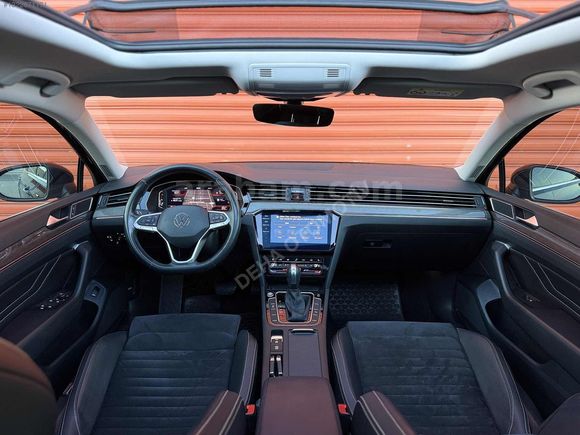 DEHA'DA 2020 VOLKSWAGEN PASSAT VARİANT ELEGANCE 1.900.000 TL KRD