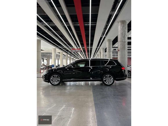 ERBORN'dan VW Passat Variant 1.5 TSI Elegance | HATASIZ |