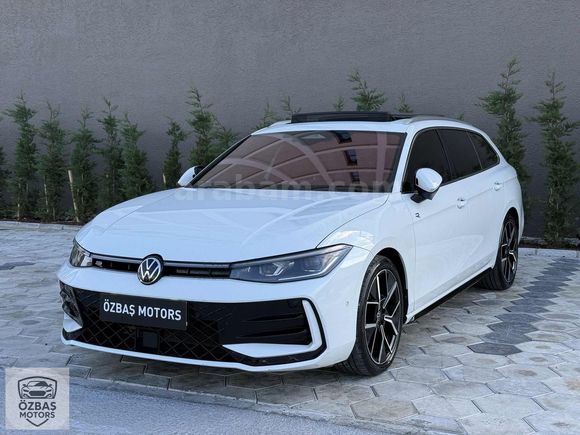 2024 PASSAT 1.5 e-TSI R LINE BOYASIZ DEĞİŞENSİZ SERVİS BAKIMLI