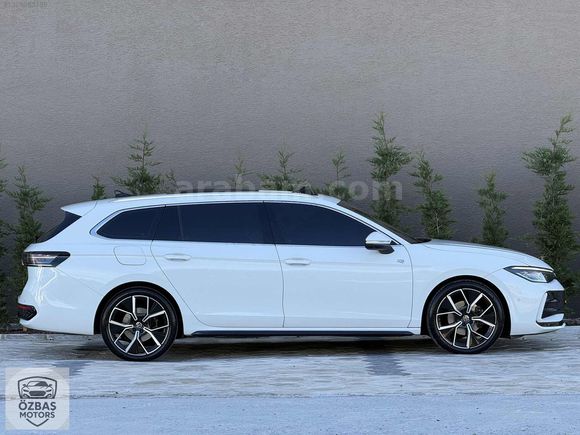 2024 PASSAT 1.5 e-TSI R LINE BOYASIZ DEĞİŞENSİZ SERVİS BAKIMLI