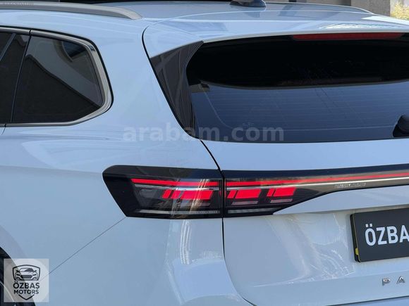 2024 PASSAT 1.5 e-TSI R LINE BOYASIZ DEĞİŞENSİZ SERVİS BAKIMLI