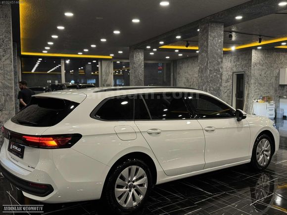 2025 MODEL VW PASSAT 1.5 EHybrid PLUG-IN 204hp_ÇİZİKSİZ_DSG_