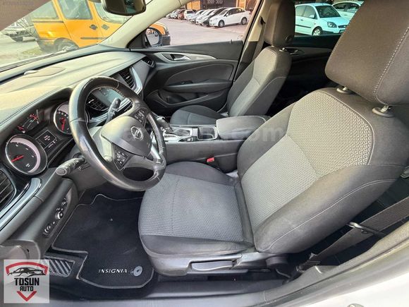 BOYASIZ/2017/MODEL/OTOMATİK/INSİGNİA/DİZEL/145.000KM
