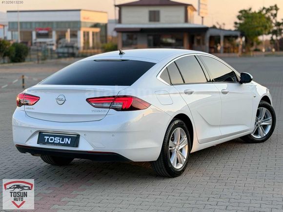 BOYASIZ/2017/MODEL/OTOMATİK/INSİGNİA/DİZEL/145.000KM