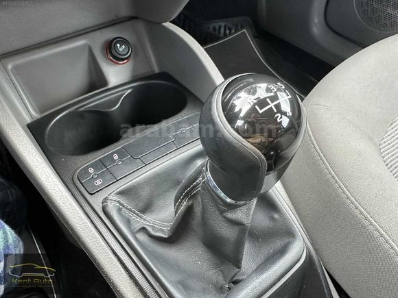 KENT AUTO'DAN BOYASIZ 143BİNDE 2014 SEAT İBİZA STYLE