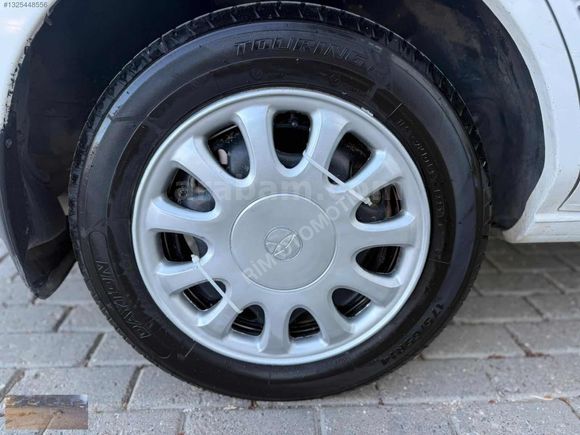 RİM OTOMOTİV'DEN 2 PARÇA LOKAL BOYALI COROLLA