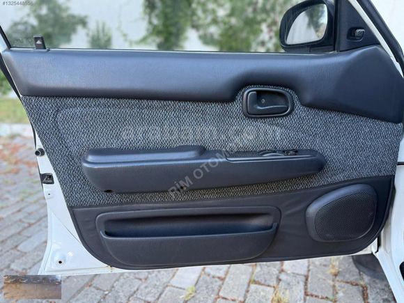 RİM OTOMOTİV'DEN 2 PARÇA LOKAL BOYALI COROLLA