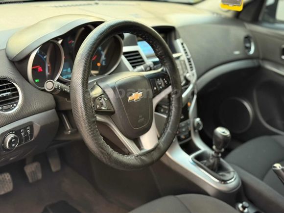 EYÜPOPLU MOTORSDAN DÜŞÜK KM Lİ CRUZE