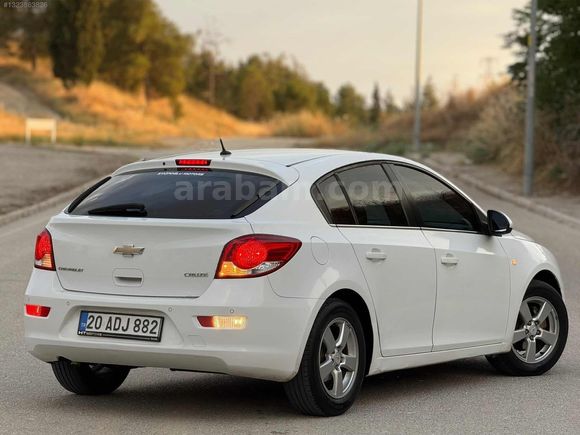 EYÜPOPLU MOTORSDAN DÜŞÜK KM Lİ CRUZE