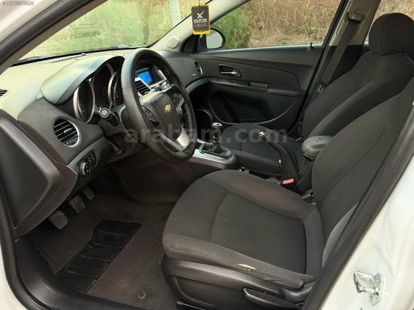 EYÜPOPLU MOTORSDAN DÜŞÜK KM Lİ CRUZE