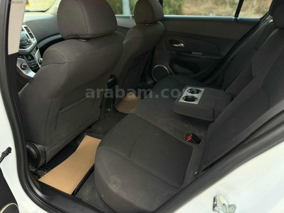 EYÜPOPLU MOTORSDAN DÜŞÜK KM Lİ CRUZE