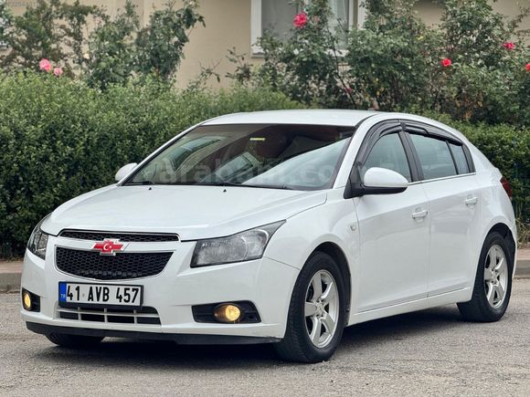 2012 MODEL CHEVROLET CRUZE TEMİZ ARAYANLARA ÖZEL