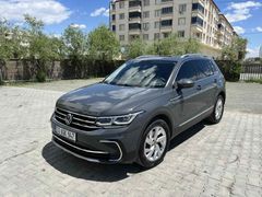 TERTEMİZ SERVİS BAKIMLI TİGUAN ELEGANCE 1.5 TSİ ELEGANCE CAM TAVAN 