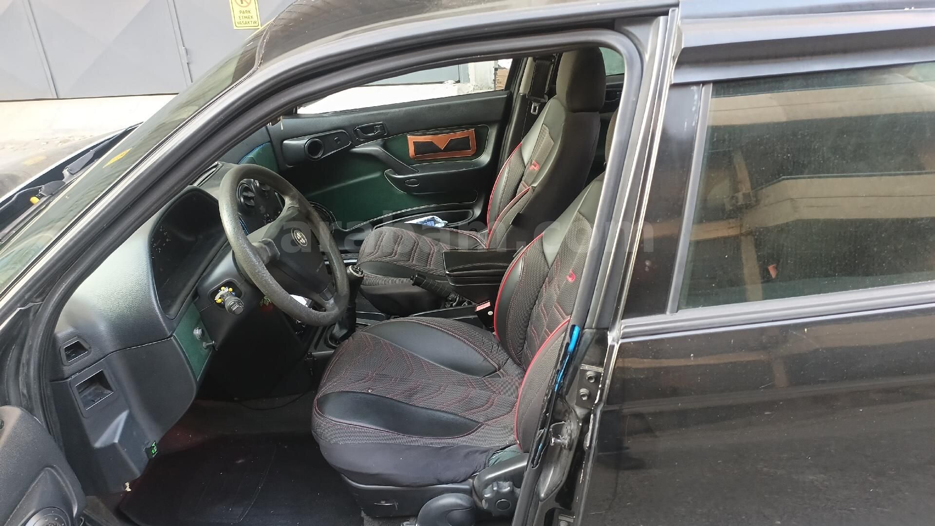 Sahibinden Alfa Romeo 146 1.4 TS 1997 Model İstanbul 297.000 km Siyah 7