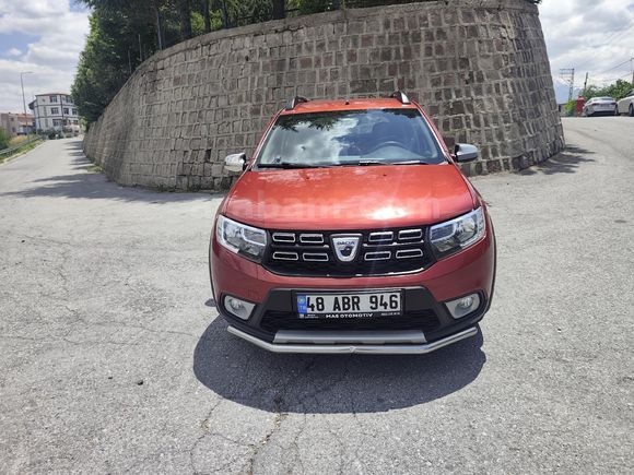 Sahibinden Dacia Sandero 0.9 TCe Stepway Easy-R 2017 Model