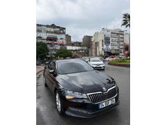 Sahibinden Skoda SuperB 1.5 TSI Premium 2020 Model  165.000km Siyah
