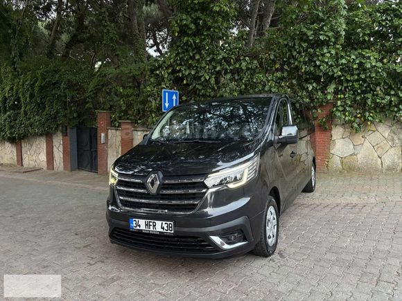 2023 RENAULT TRAFİC 8+1OTOMOBİL GERİ GÖRÜŞ VAKUM KAPI 41 BİN KM