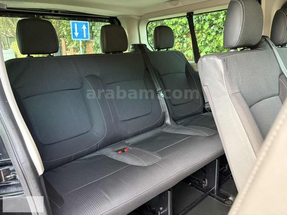 2023 RENAULT TRAFİC 8+1OTOMOBİL GERİ GÖRÜŞ VAKUM KAPI 41 BİN KM