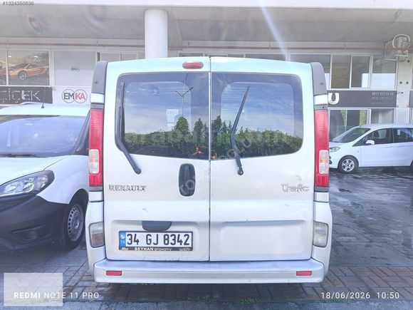 ORJİNAL 179.000 KM DE KLİMALI UZUN ŞASE 6M3 TRAFİK PANELVAN