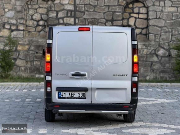 'NALLAR AUTO' TR'DE TEK TERTEMİZ DÜŞÜK KM RENAULT TRAFİC