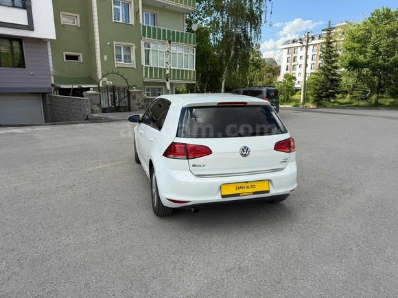 EMİR AUTO'DAN EMSALSİZ WOLKSWAGEN GOLF