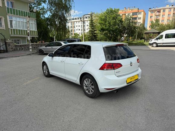 EMİR AUTO'DAN EMSALSİZ WOLKSWAGEN GOLF