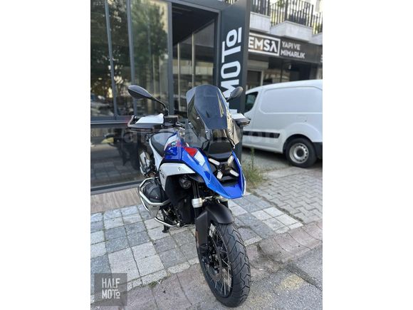 HALF MOTO BMW R 1300 GS TROPHY