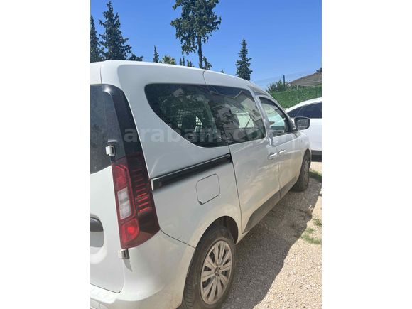 Sahibinden Renault Express Combi 1.5 BlueDCI Joy 2022 Model 