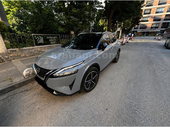 Sahibinden Tramersiz, Hasarsız Nissan Qashqai 1.3 DIG-T Platinum Premium Pack 2022 Model 