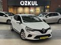 ÖZKUL OTOMOTİV’DEN 2022 RENAULT CLİO 1.0 TCE 90 HP JOY 30.000 KM OTOMATİK VİTES 