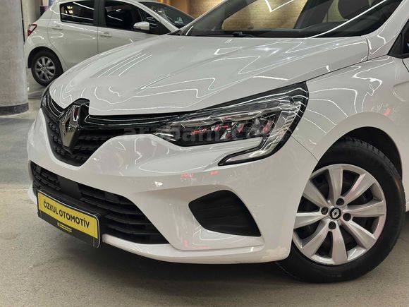 ÖZKUL OTOMOTİV’DEN 2022 RENAULT CLİO 1.0 TCE 90 HP JOY 30.000 KM OTOMATİK VİTES 