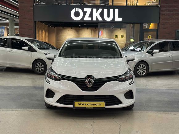 ÖZKUL OTOMOTİV’DEN 2022 RENAULT CLİO 1.0 TCE 90 HP JOY 30.000 KM OTOMATİK VİTES 