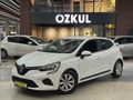 ÖZKUL OTOMOTİV’DEN 2022 RENAULT CLİO 1.0 TCE 90 HP JOY 30.000 KM OTOMATİK VİTES 