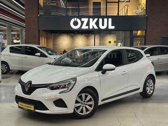 ÖZKUL OTOMOTİV’DEN 2022 RENAULT CLİO 1.0 TCE 90 HP JOY 30.000 KM OTOMATİK VİTES 