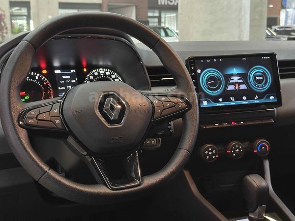 ÖZKUL OTOMOTİV’DEN 2022 RENAULT CLİO 1.0 TCE 90 HP JOY 30.000 KM OTOMATİK VİTES 