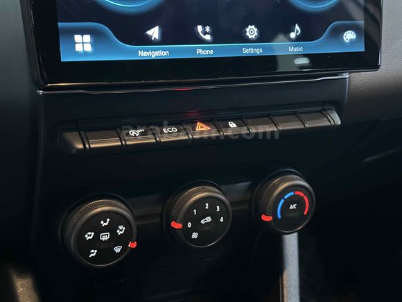ÖZKUL OTOMOTİV’DEN 2022 RENAULT CLİO 1.0 TCE 90 HP JOY 30.000 KM OTOMATİK VİTES 