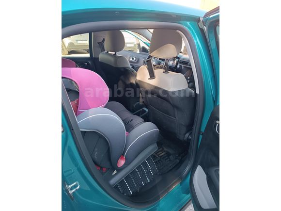 Sahibinden Citroen C3 1.2 PureTech Feel Bold 2024 Model  24.500 km Mavi
