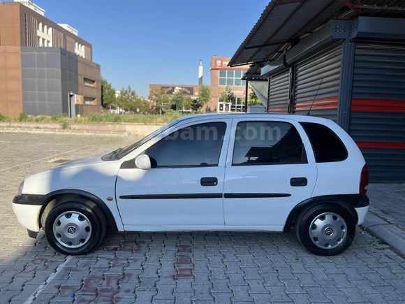 SIFIR VİZELİ MASRAFSIZ OPEL CORSA