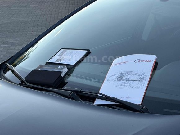2017 MODEL HATASIZ BOYASIZ CORSA SADECE 93.000 KM