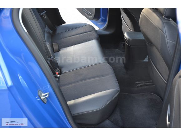 EKSPRES PLAZA'DAN 2022 OPEL CORSA 1.2 ELEGANCE