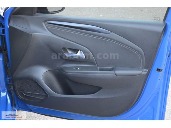 EKSPRES PLAZA'DAN 2022 OPEL CORSA 1.2 ELEGANCE