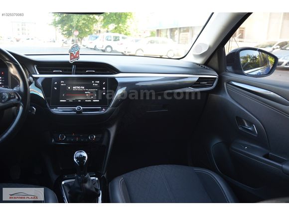 EKSPRES PLAZA'DAN 2022 OPEL CORSA 1.2 ELEGANCE