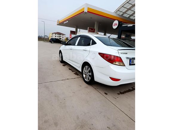 HYUNDAİ ACCENT BLUE