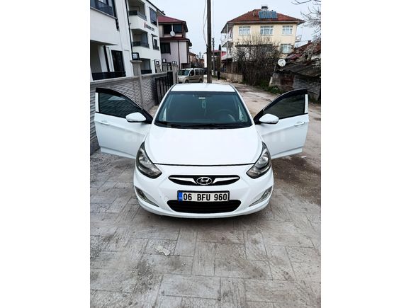 HYUNDAİ ACCENT BLUE