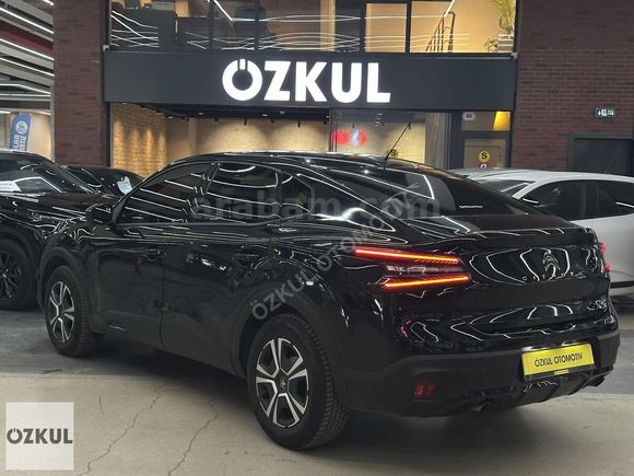 ÖZKUL OTOMOTİV'DEN 2023 CITROEN C4x 1.2 PURETECH FEEL BOLD