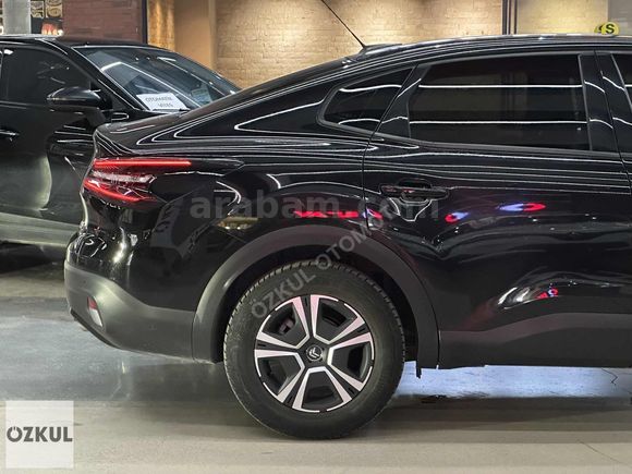 ÖZKUL OTOMOTİV'DEN 2023 CITROEN C4x 1.2 PURETECH FEEL BOLD