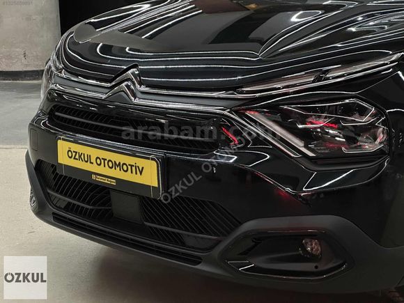 ÖZKUL OTOMOTİV'DEN 2023 CITROEN C4x 1.2 PURETECH FEEL BOLD