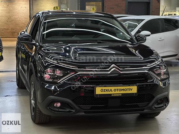 ÖZKUL OTOMOTİV'DEN 2023 CITROEN C4x 1.2 PURETECH FEEL BOLD